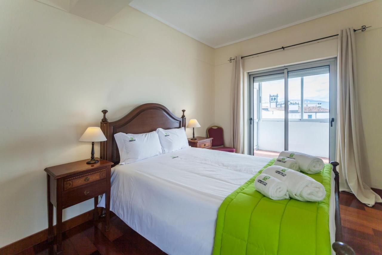 Deluxe Marina Apartment - Azorean Butler Ponta Delgada Exterior foto