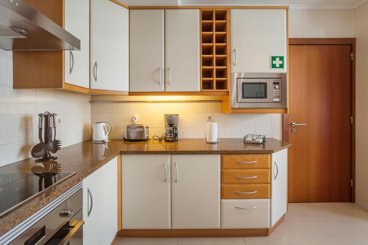 Deluxe Marina Apartment - Azorean Butler Ponta Delgada Exterior foto