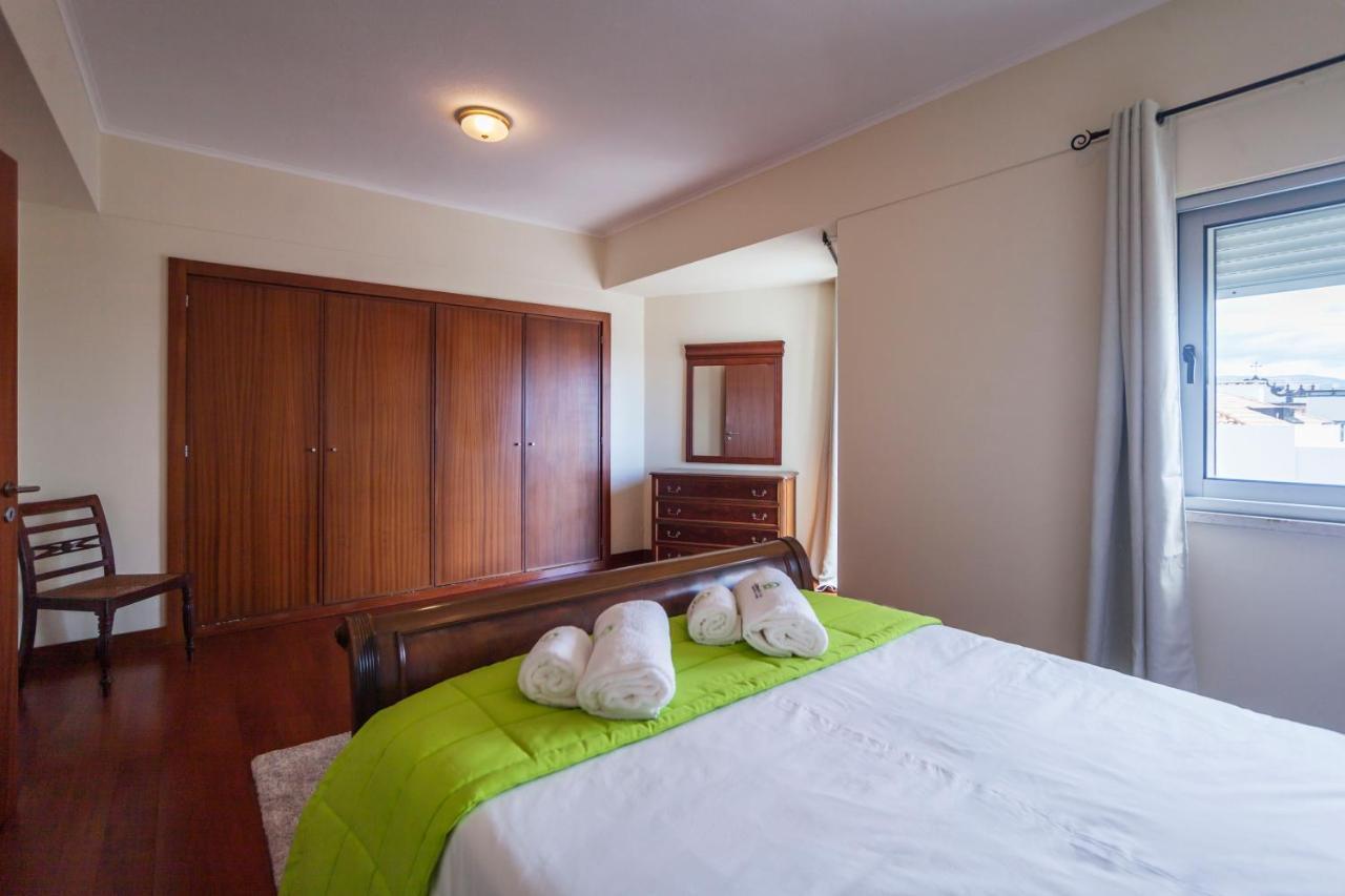 Deluxe Marina Apartment - Azorean Butler Ponta Delgada Exterior foto
